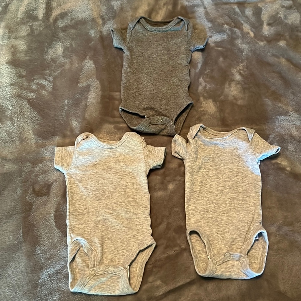Grey onsie tees